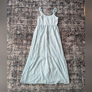 Jessica Simpson lined maxi eyelet dress, L